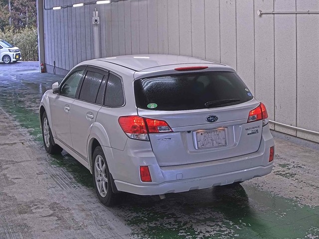 SUBARU OUTBACK
