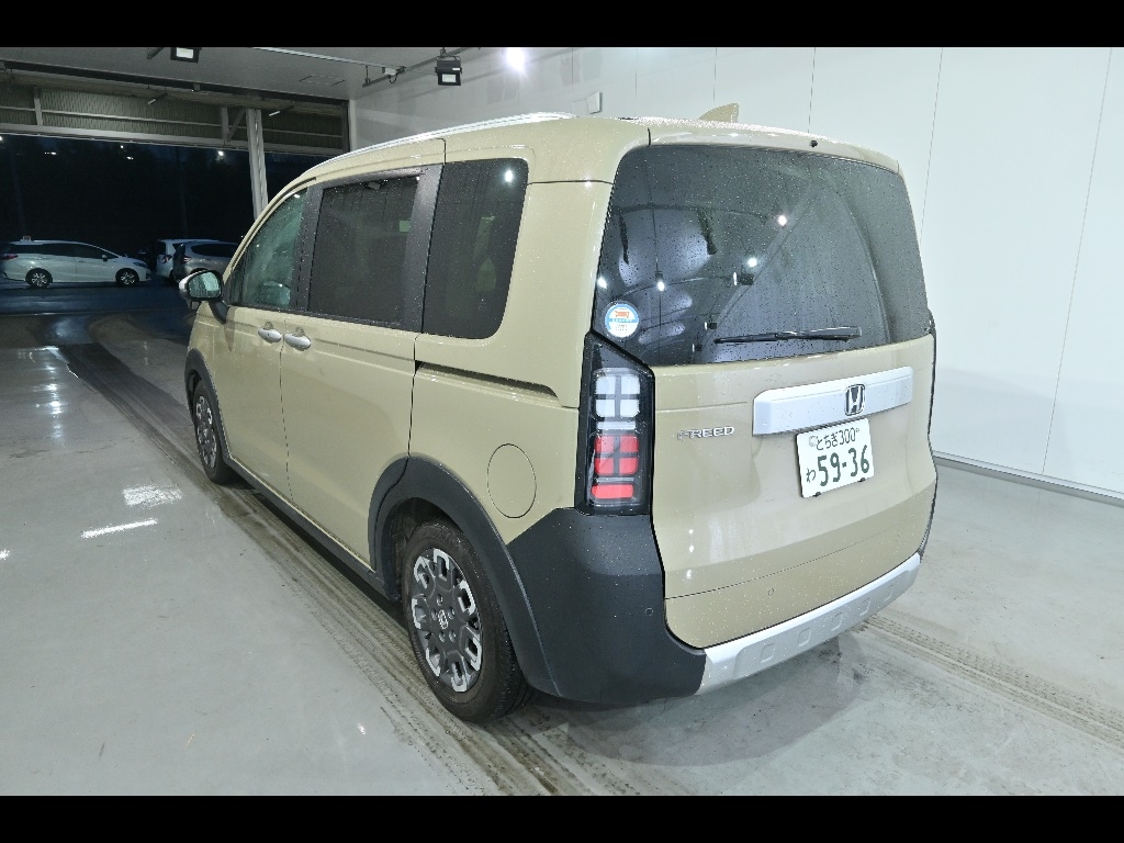 HONDA FREED