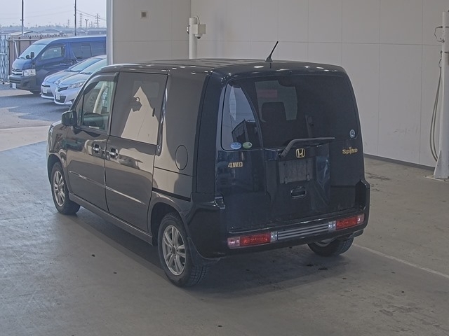 HONDA MOBILIO SPIKE