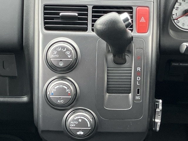 HONDA MOBILIO SPIKE
