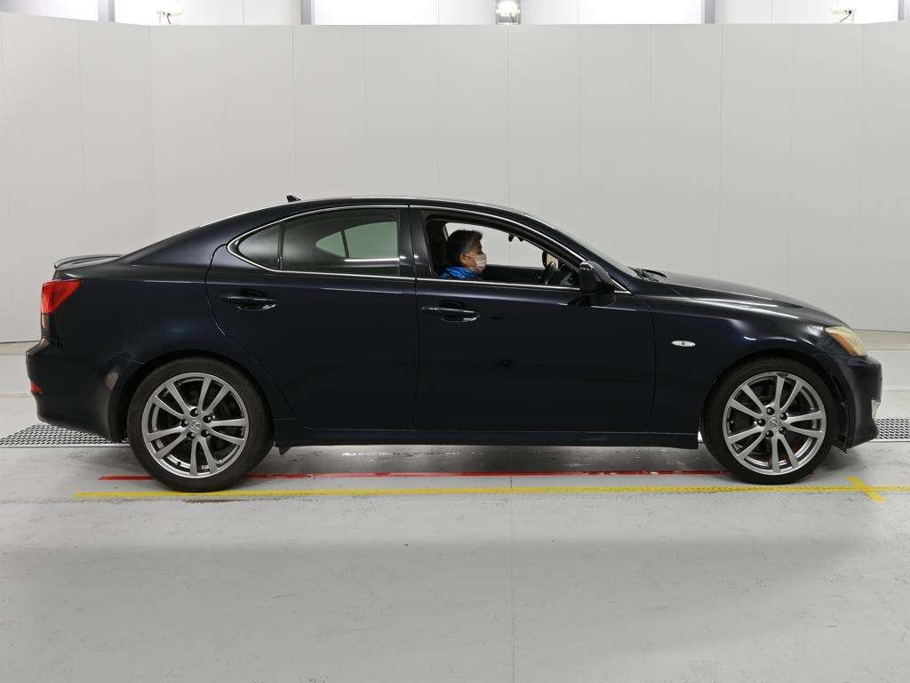 LEXUS IS350