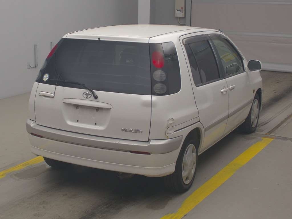 TOYOTA RAUM