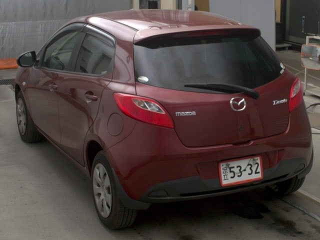 MAZDA DEMIO