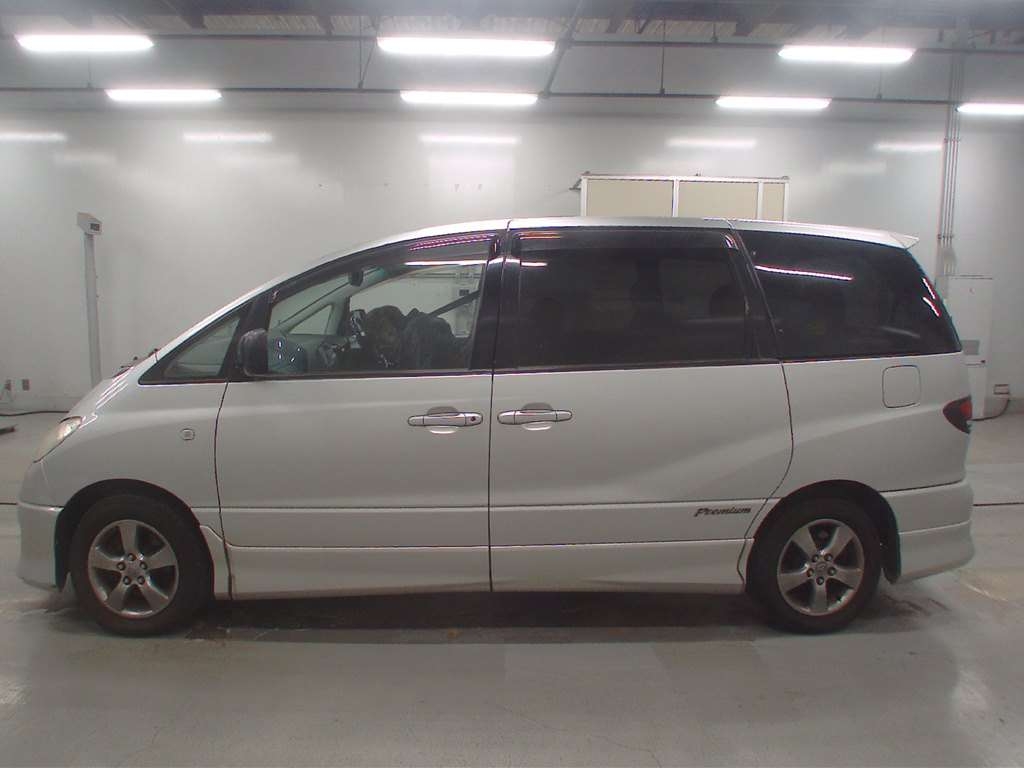 TOYOTA ESTIMA