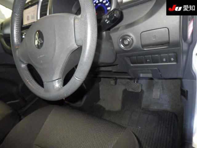 MITSUBISHI DELICA D:2