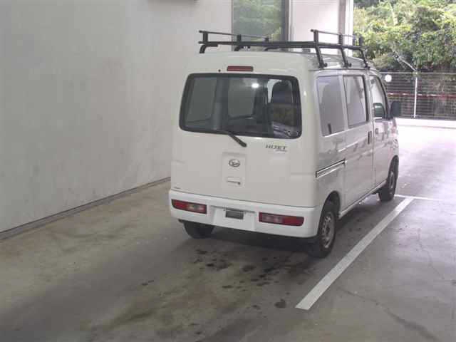 TOYOTA PIXIS VAN