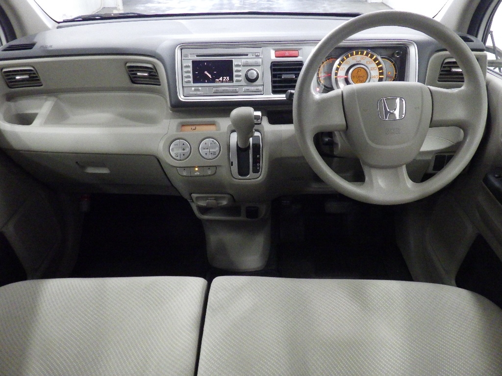 HONDA LIFE