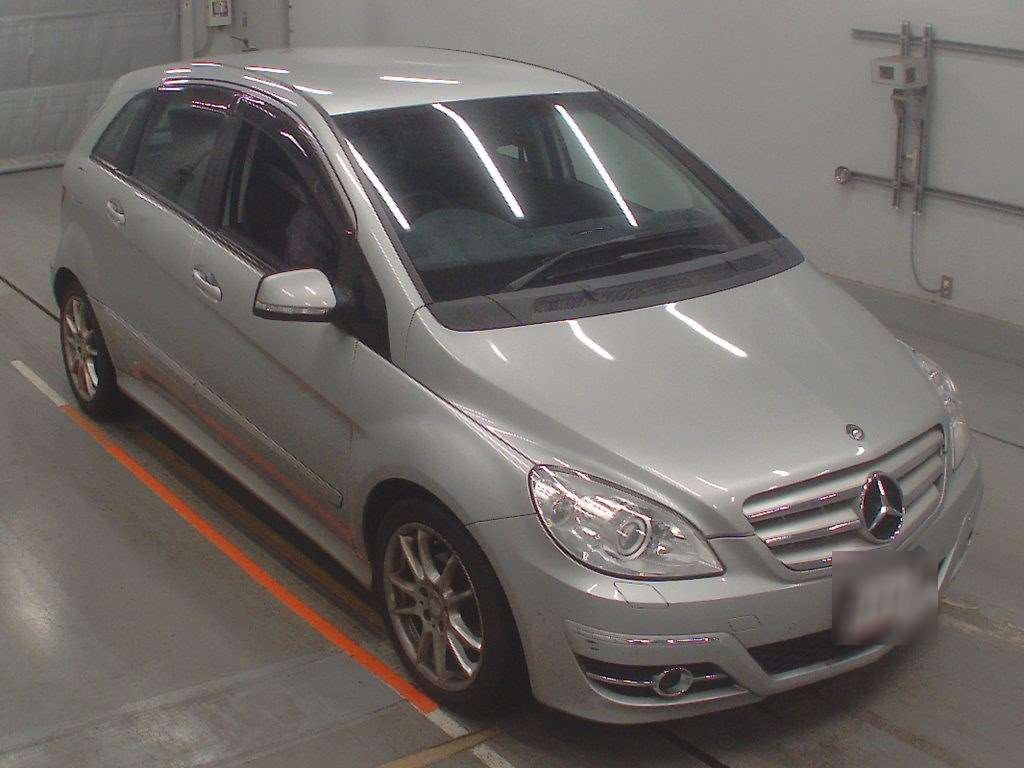 MERCEDES-BENZ B-CLASS