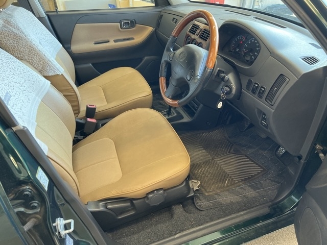 TOYOTA DUET