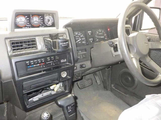 NISSAN TERRANO