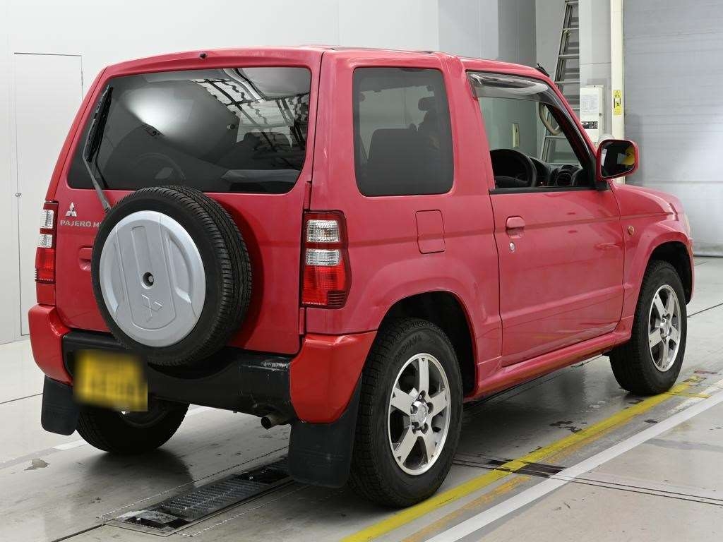 MITSUBISHI PAJERO MINI