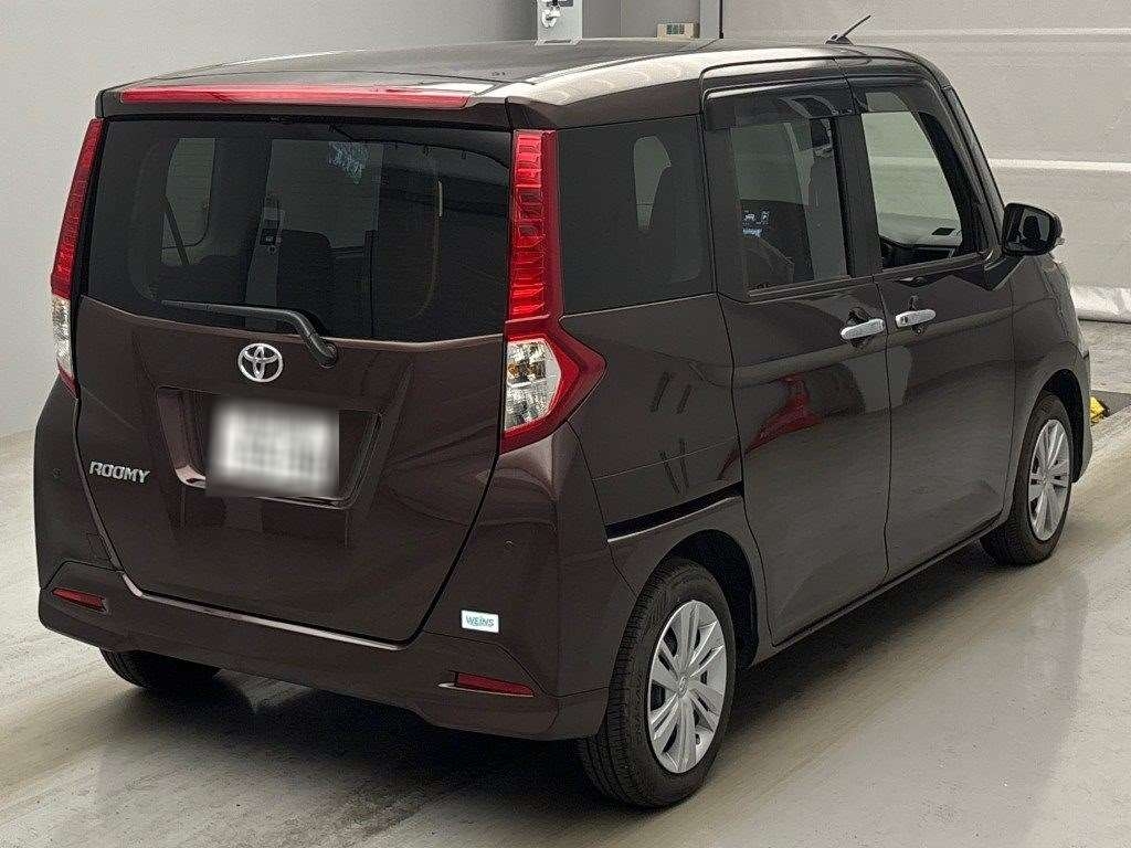 TOYOTA ROOMY