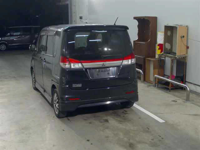 MITSUBISHI DELICA D:2