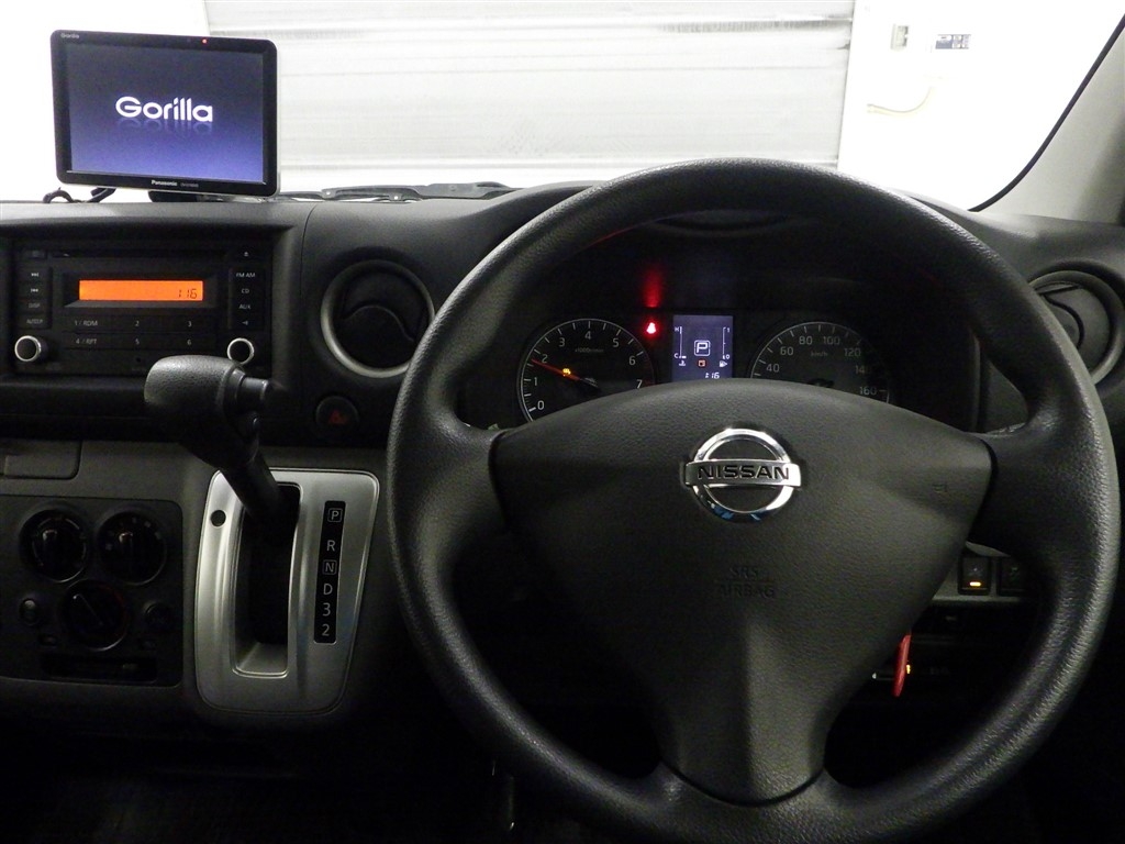NISSAN NV350 CARAVAN