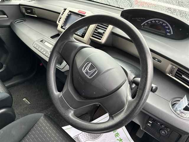 HONDA FREED SPIKE