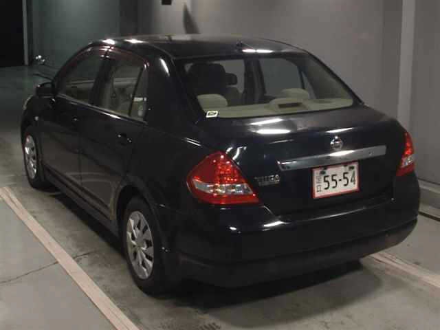 NISSAN TIIDA LATIO