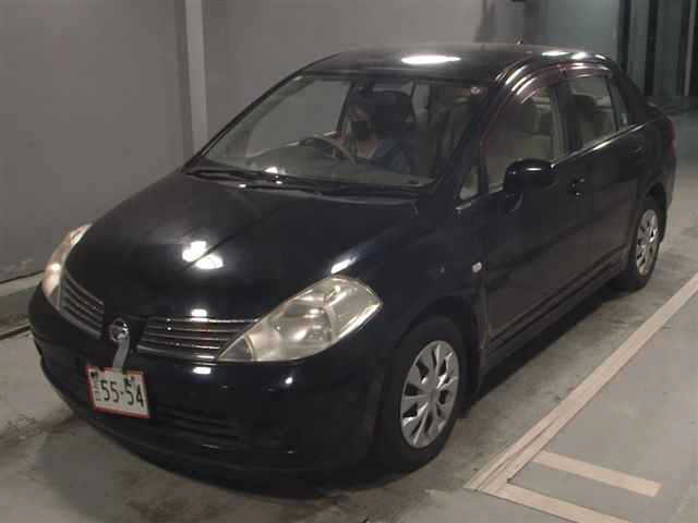 NISSAN TIIDA LATIO