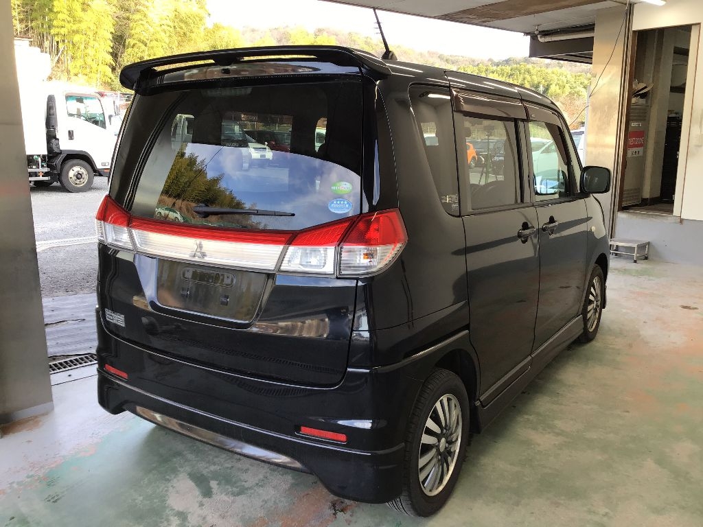 MITSUBISHI DELICA D:2