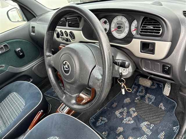 DAIHATSU MIRA GINO