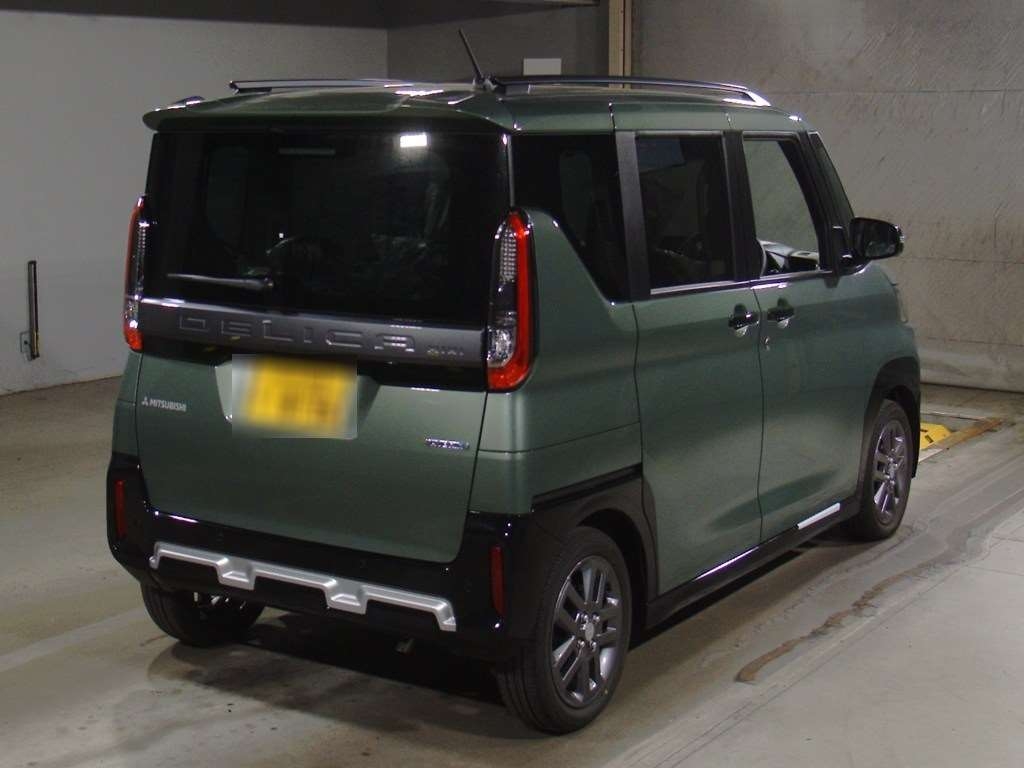 MITSUBISHI DELICA MINI