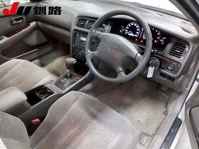 TOYOTA MARK II