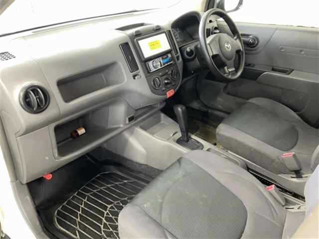 MAZDA FAMILIA