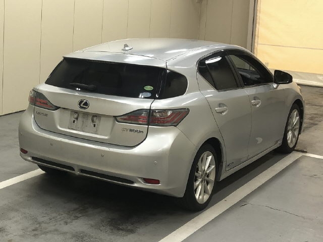 LEXUS CT200H