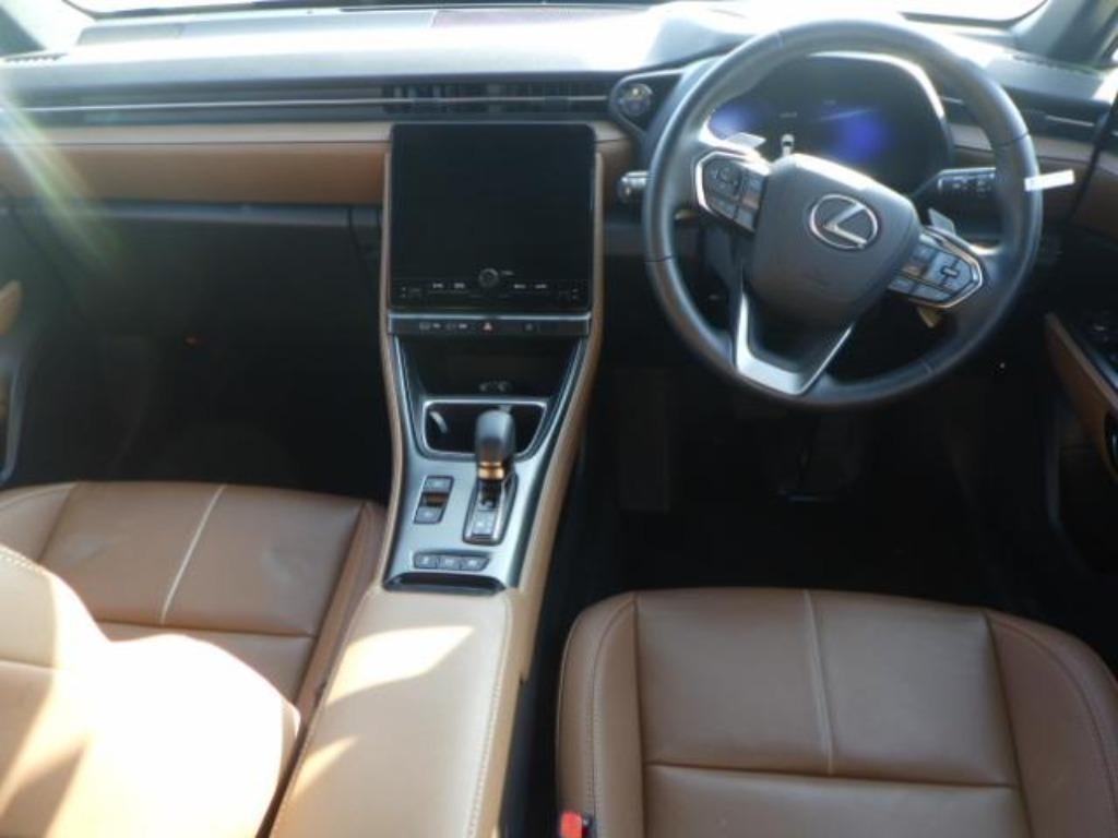 LEXUS LBX