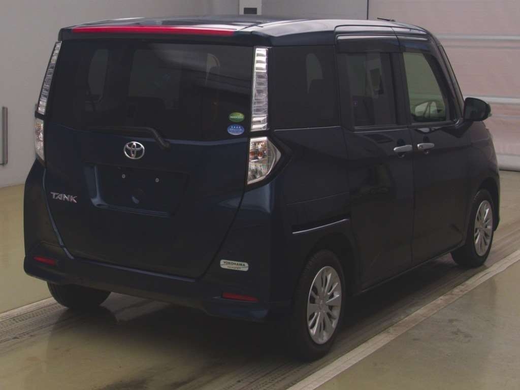 TOYOTA TANK