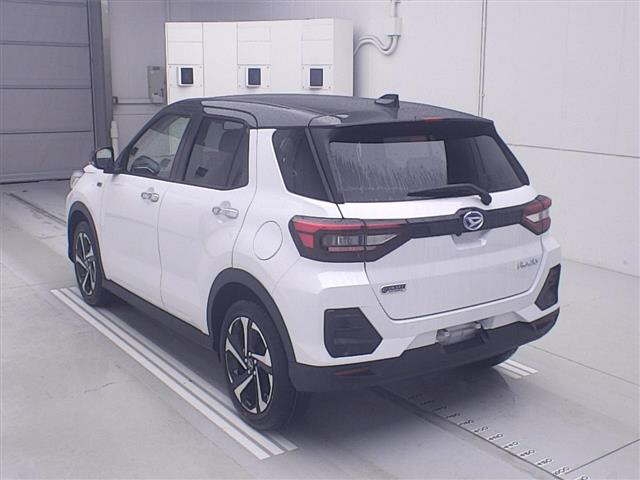 DAIHATSU ROCKY