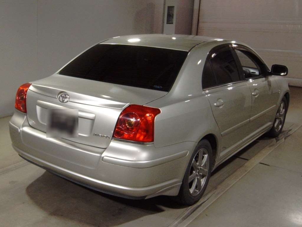 TOYOTA AVENSIS