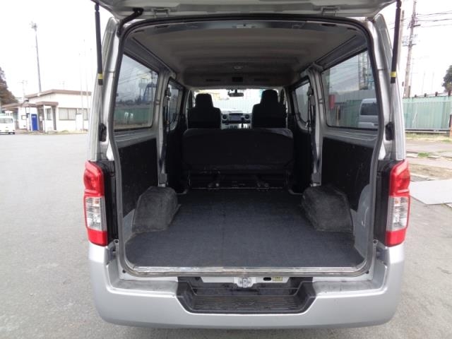 NISSAN NV350 CARAVAN