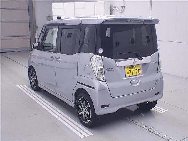 MITSUBISHI EK SPACE