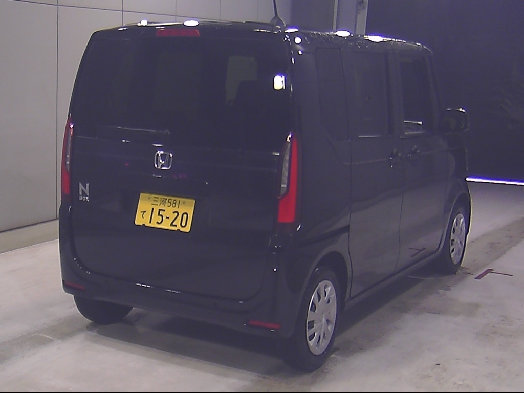 HONDA N-BOX