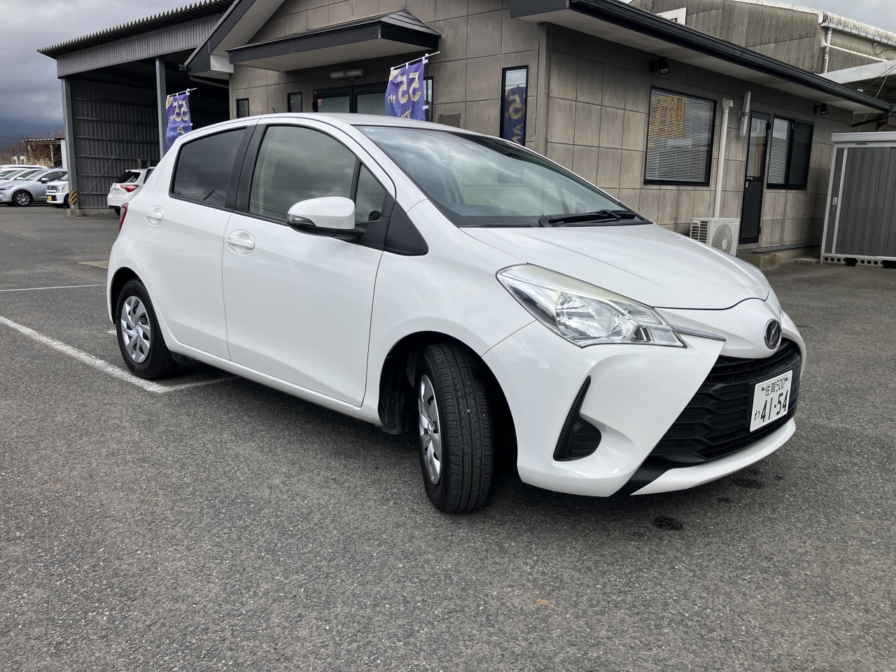 TOYOTA VITZ