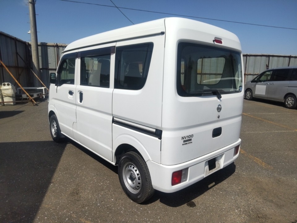 NISSAN NV100 CLIPPER