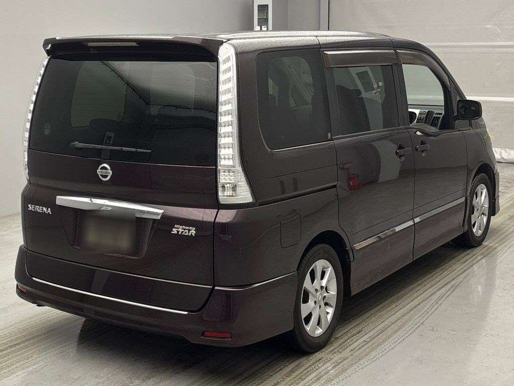 NISSAN SERENA