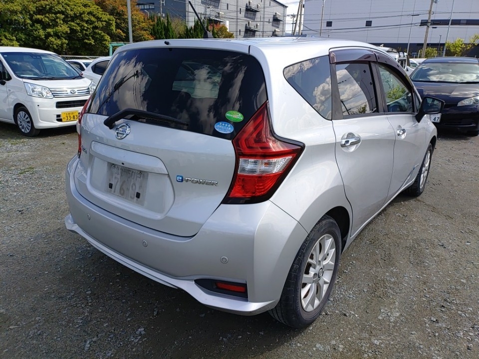 NISSAN NOTE