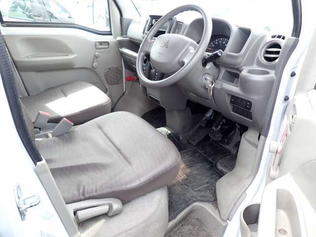 MITSUBISHI MINICAB