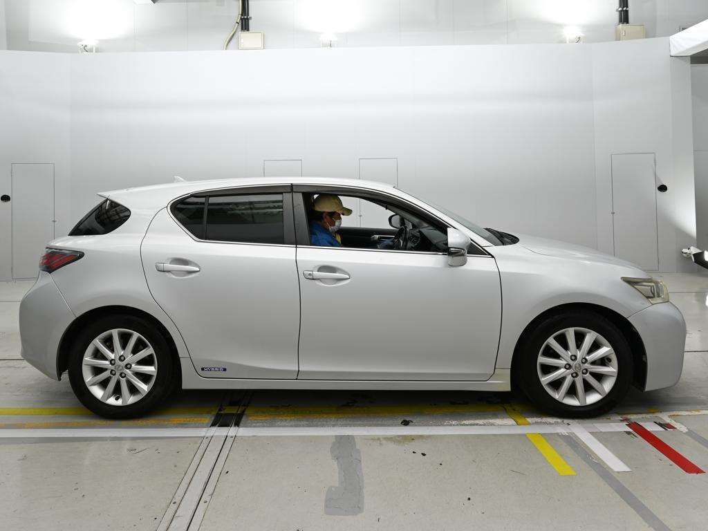 LEXUS CT200H
