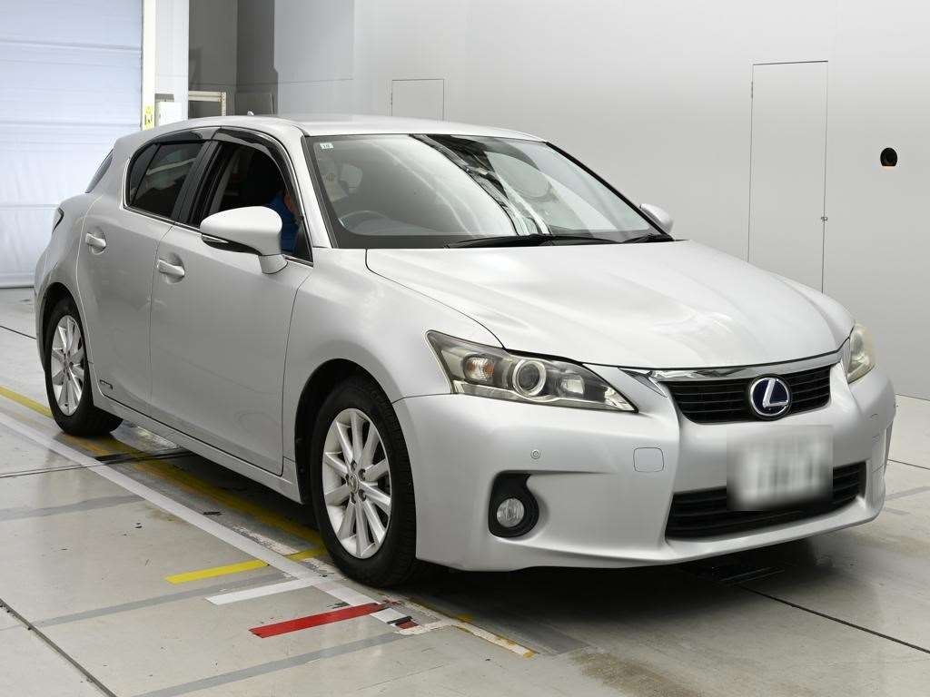 LEXUS CT200H