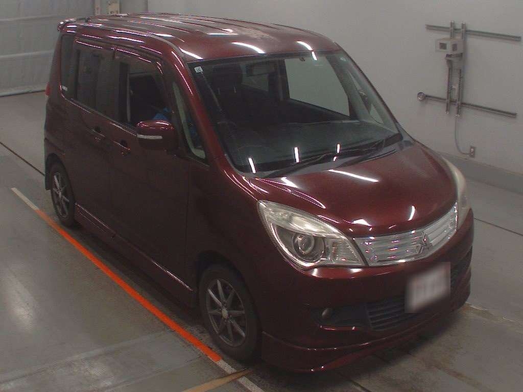 MITSUBISHI DELICA D:2