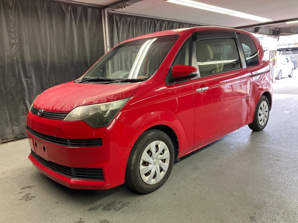 TOYOTA SPADE