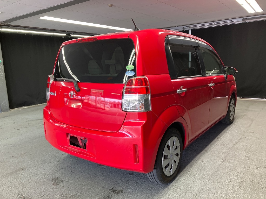 TOYOTA SPADE