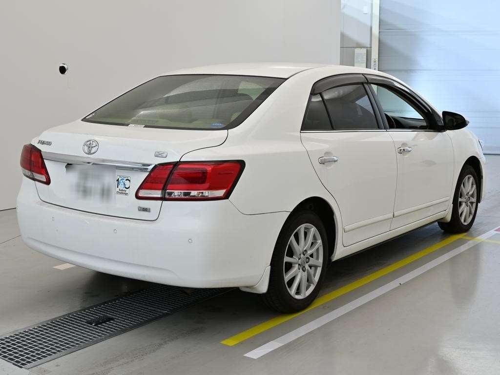 TOYOTA PREMIO