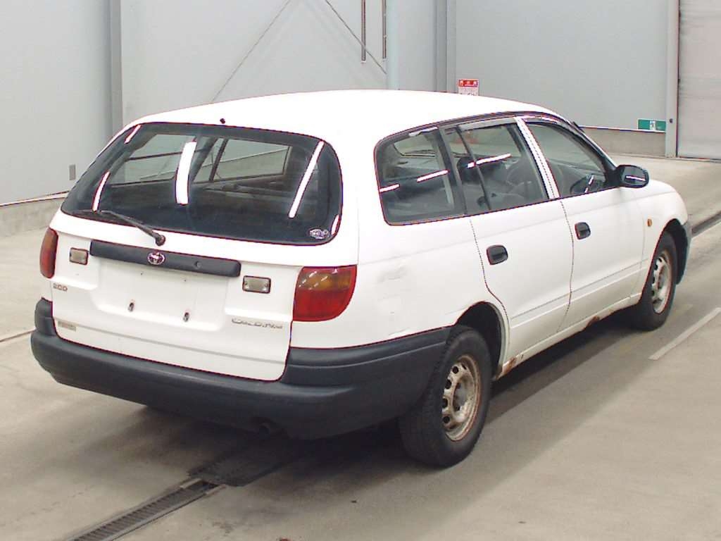 TOYOTA CALDINA