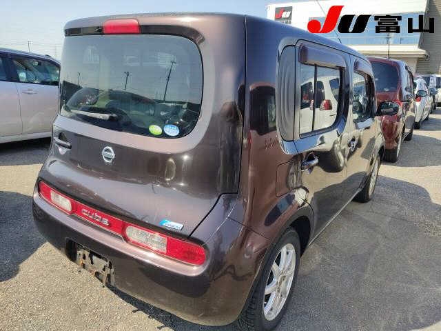 NISSAN CUBE