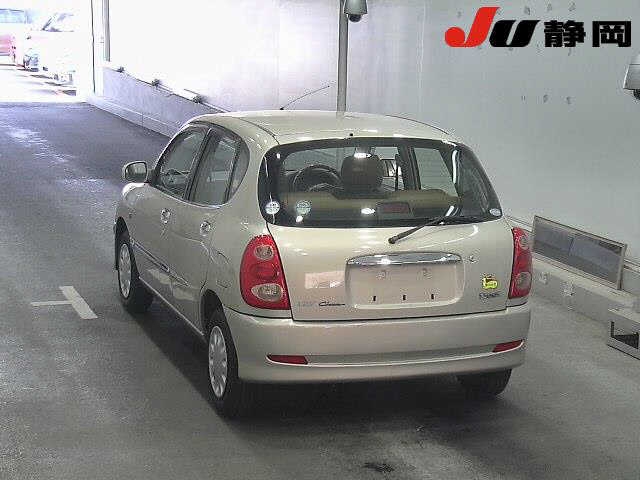 TOYOTA DUET