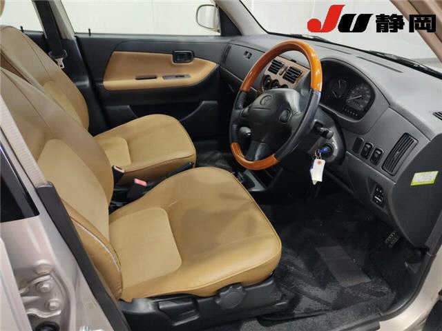 TOYOTA DUET