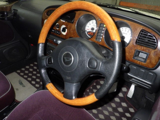 DAIHATSU MIRA GINO